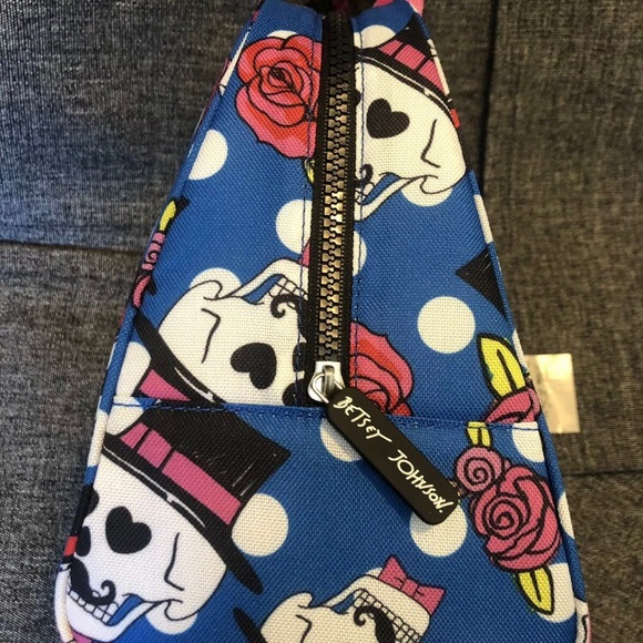 Sold!! - Picture 3 of 3